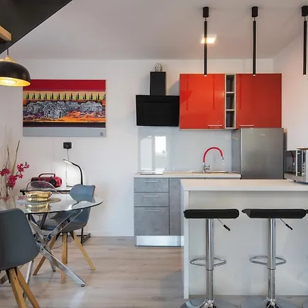 Apartment With Parking Space - 26948 Medulin