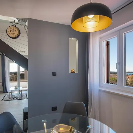 With Parking Space - 26948 Appartement *